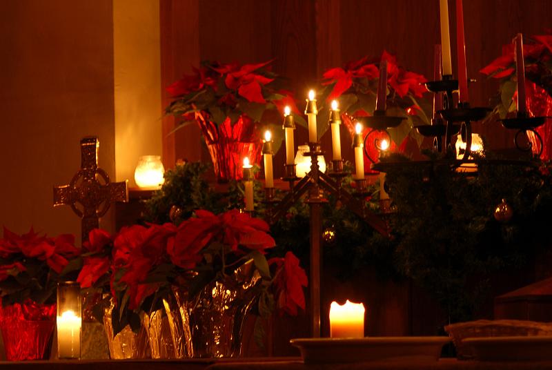 TaizeCandles.jpg - Candles seen during an Advent Taiz&eacute; service.