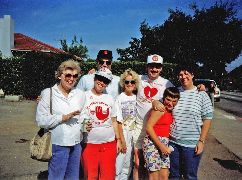 1989-4.jpg - ... meanwhile, back home, Stone Church members Alice Thorn, Rosaleen Zisch, Lizanne Oliver, Derk Johnson and Debbie Roach are among those taking part in the LOCAL fall 1989 Crop Walk.