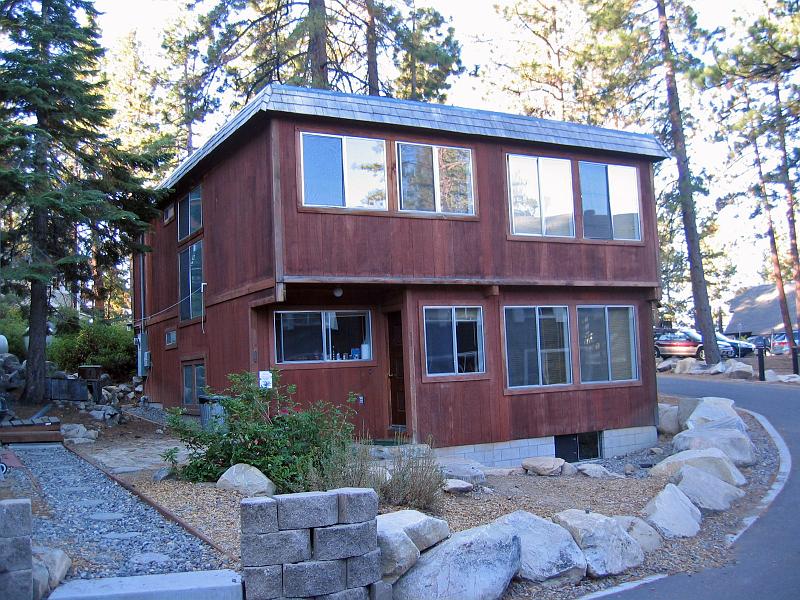 117_1753.jpg - Our cabin, where we cooked, ate and slept during the project.