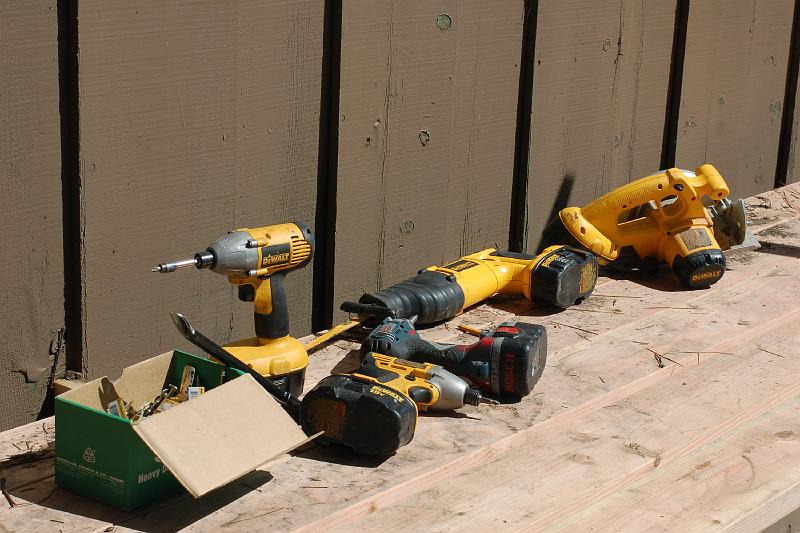 DSC_0048.JPG - The power drills got a real workout this weekend!