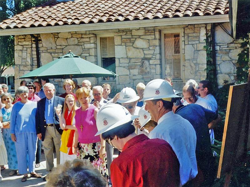 106.jpg - Congregation gathers to celebrate the occasion.  Among those shown are Janice and Mel Goertz, Stone Church Associate Pastor Rev. Rebecca Kuiken and Ed Tablak.  Facilities Task Force members, in hard hats, begin the groundbreaking.