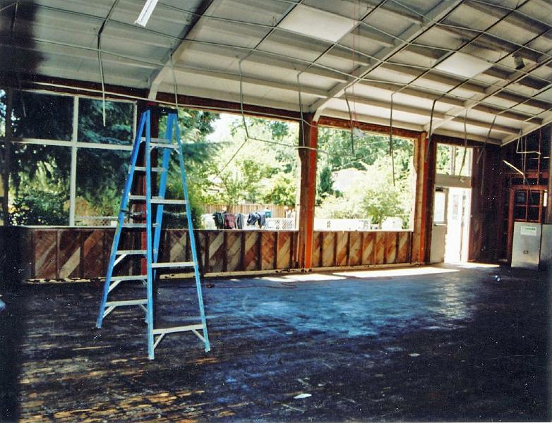 309.jpg - A third view of the Social Hall, looking toward the inner courtyard.